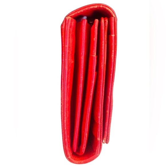 MCM Red w/Golden Hardware Long Trifold Wallet: M9376, EUC - Picture 4 of 10